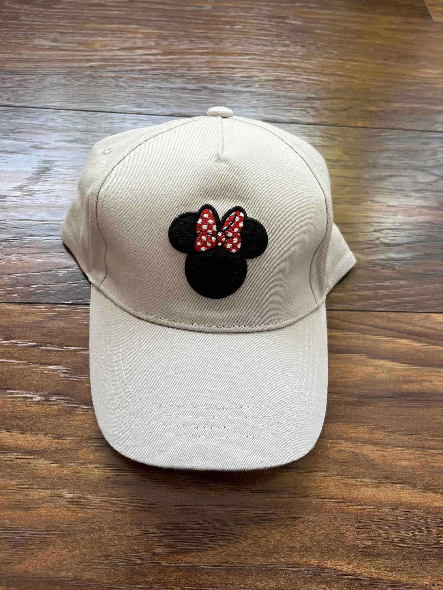 Kšiltovka Minnie Mouse vel. 58