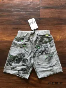 Kraťasy SEZON vel. 134, 140, 146