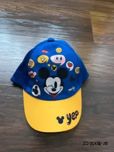 Kšiltovka Mickey Mouse vel. 52, 54