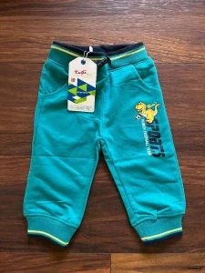 Tepláky KUGO  vel. 68, 92