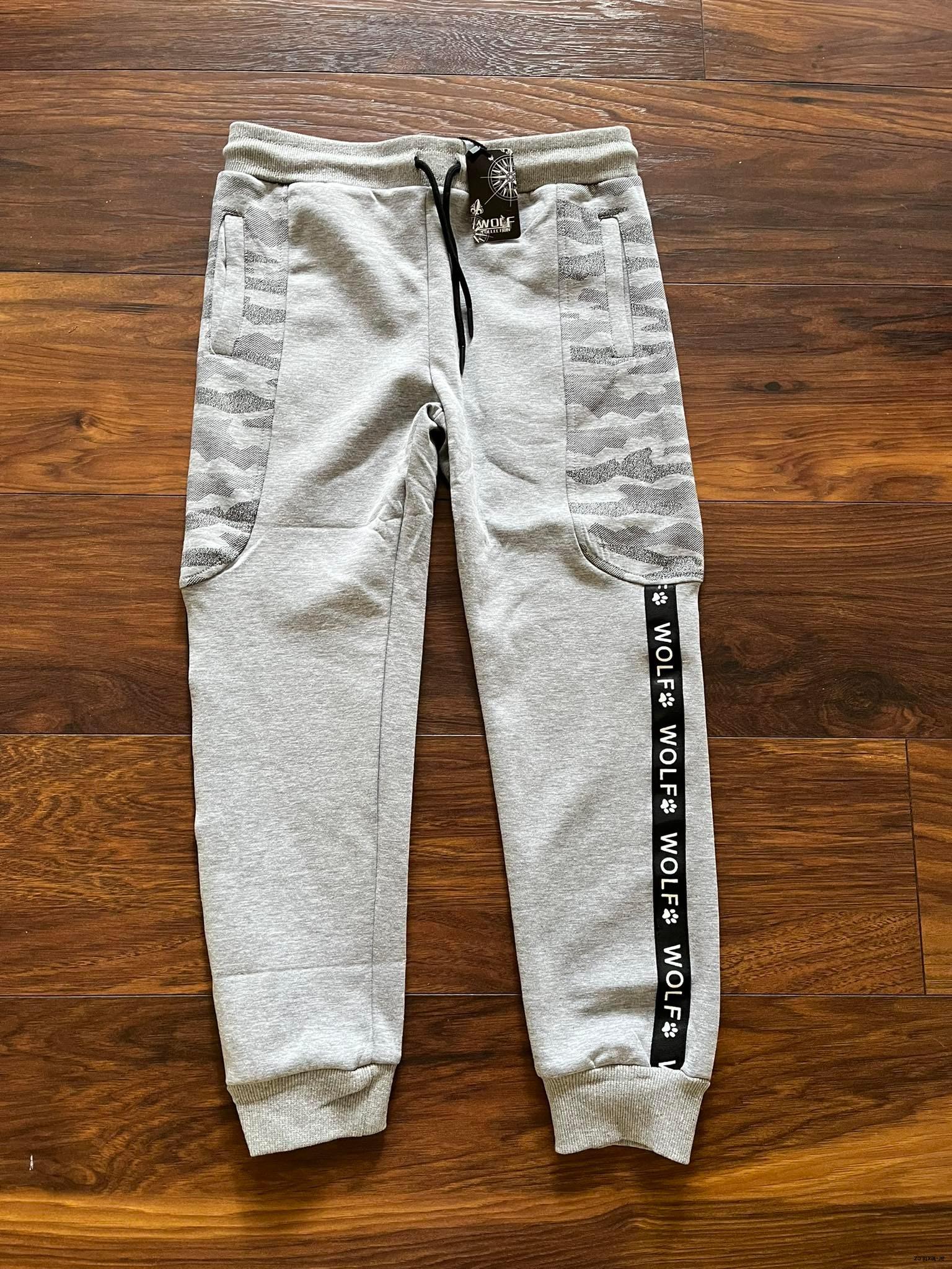 Tepláky WOLF  vel. 146, 158