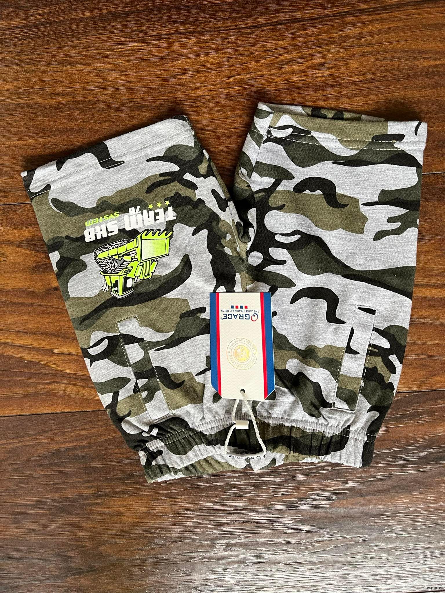 Kraťasy GRACE vel. 92, 98