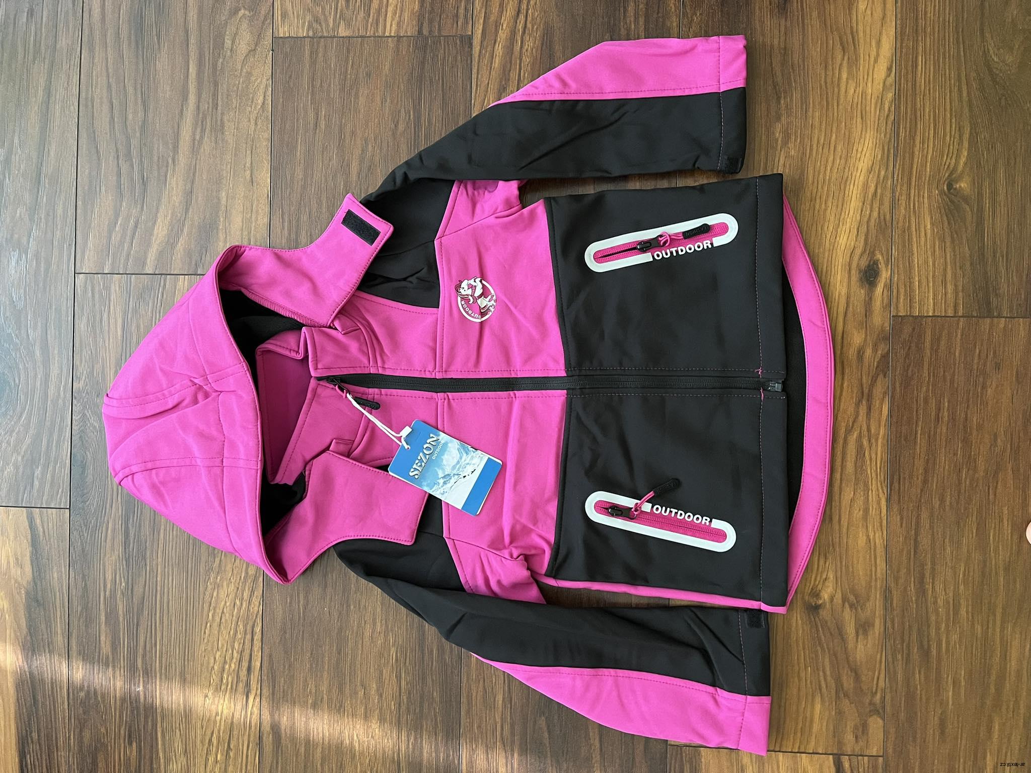  SOFTSHELLOVÁ BUNDA SEZON  vel. 110, 122