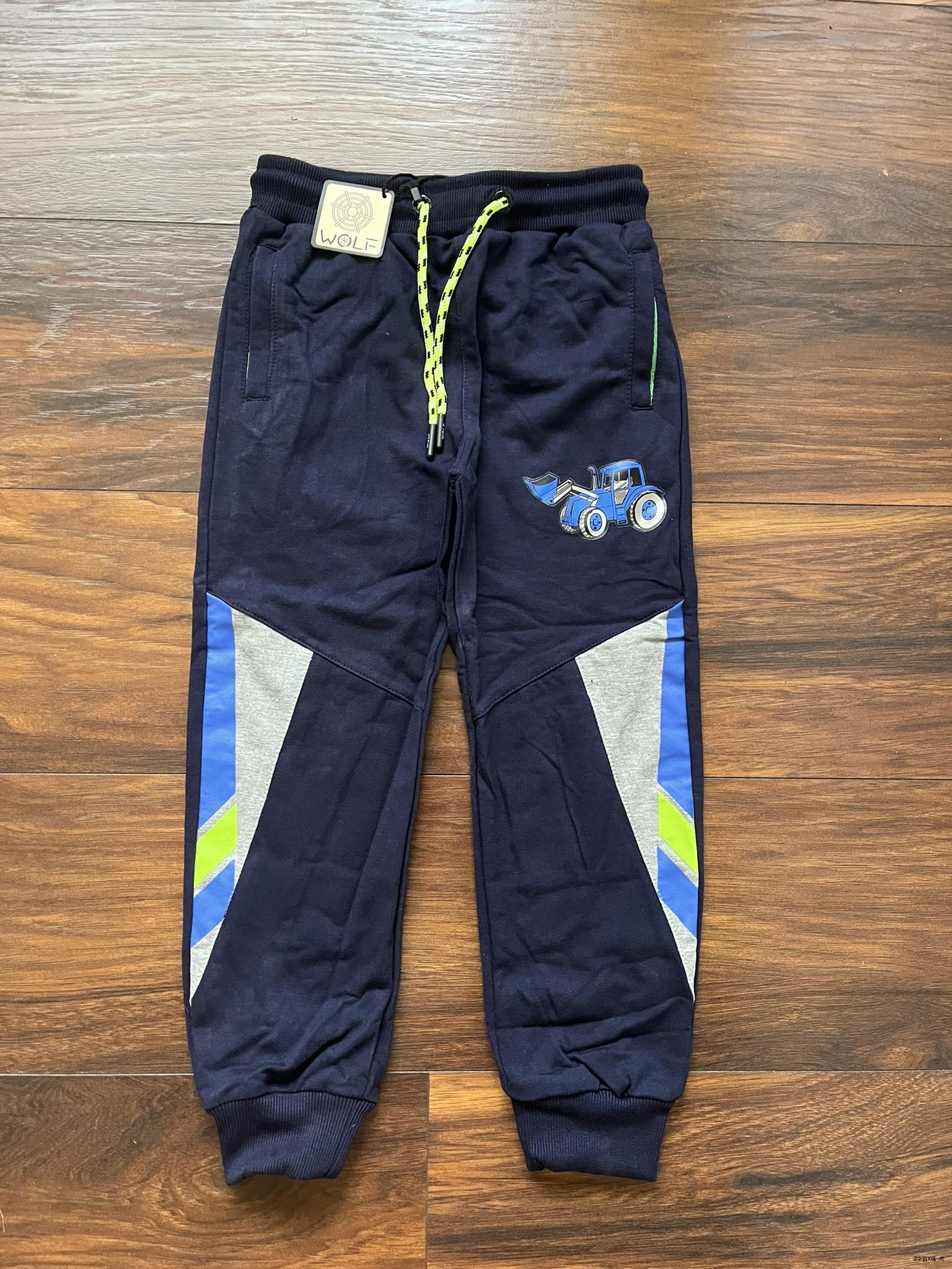 Tepláky WOLF  vel. 122