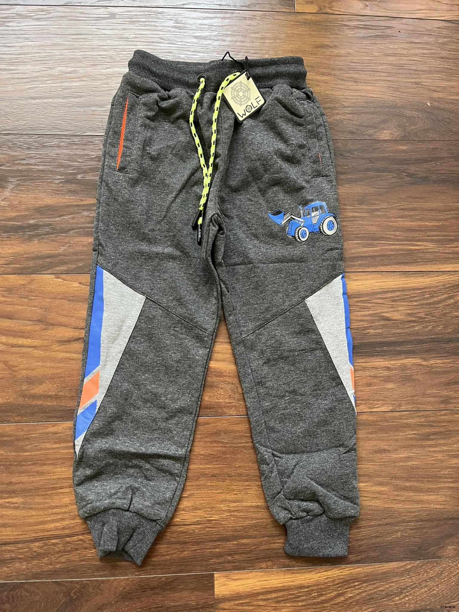 Tepláky WOLF  vel. 98, 122