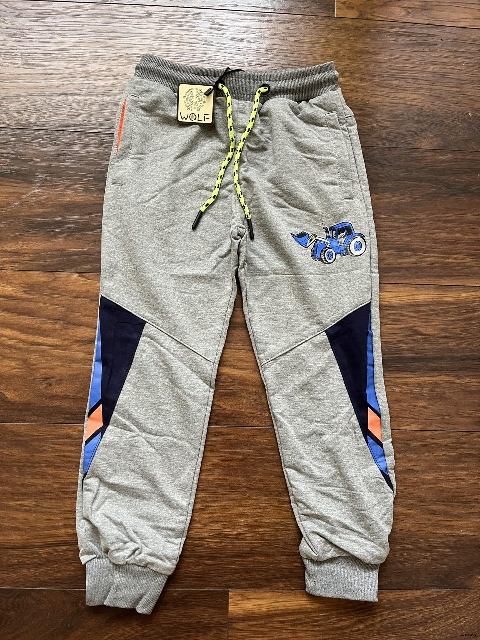 Tepláky WOLF  vel. 122